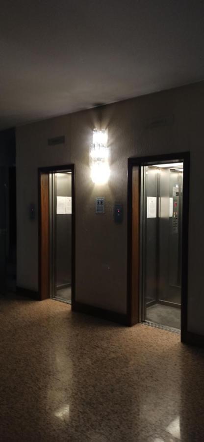 Smart Studio Porta Venezia Fashion District Милан Экстерьер фото